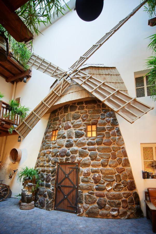 Angel Town Hall